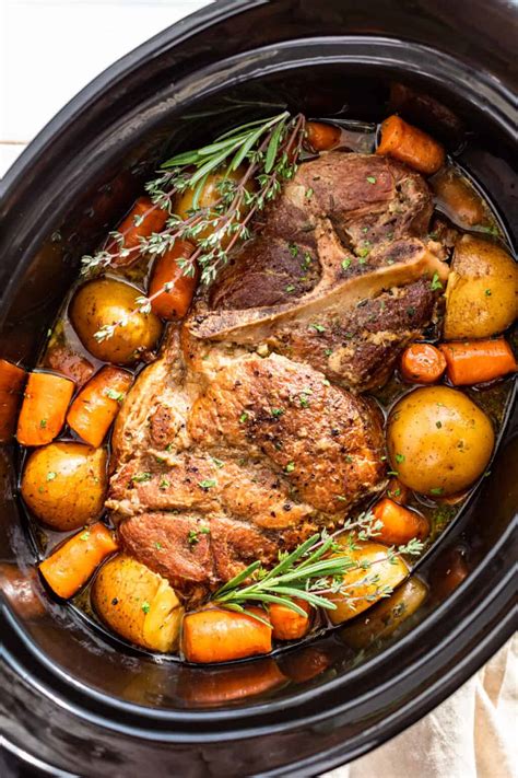 Can you heat a fully cooked ham in the slow cooker?